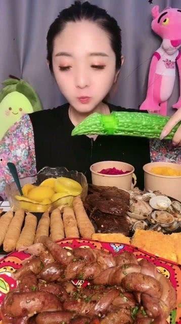 吃学校里的瓜吃爽了,揭秘学校里的那些“瓜”