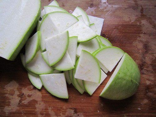 梦见吃瓠子瓜,瓠子瓜的寓意与启示