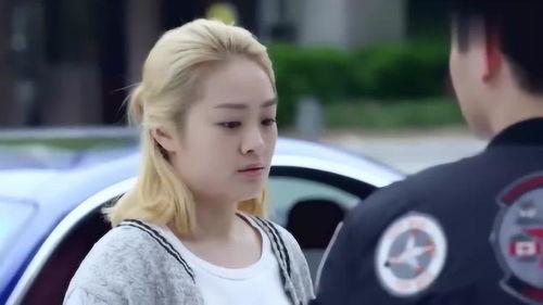 吃瓜帅小伙光头,揭秘他的独特魅力与生活态度