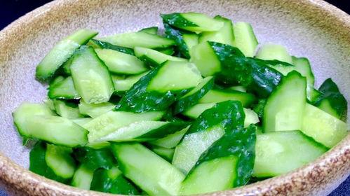 怎么炒瓜吃,瓜类食材的多样炒法探索