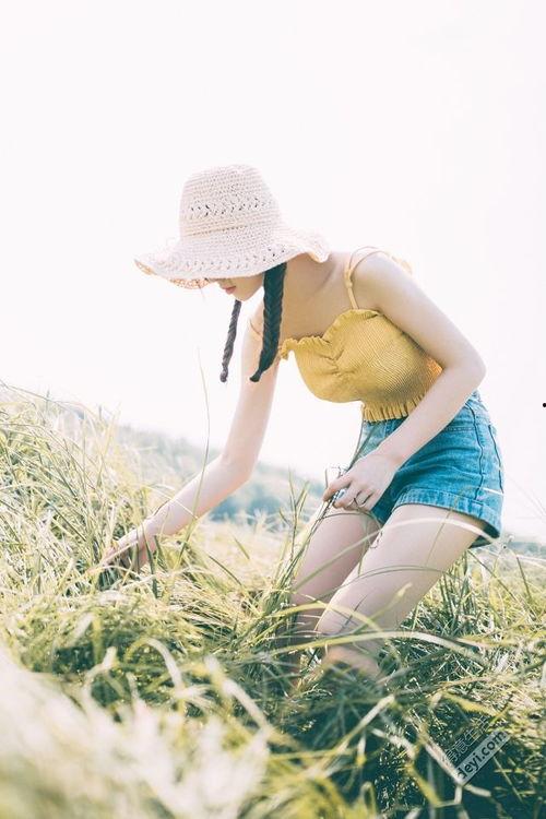 吃瓜少女拍照姿势,揭秘吃瓜少女的拍照姿势秘籍